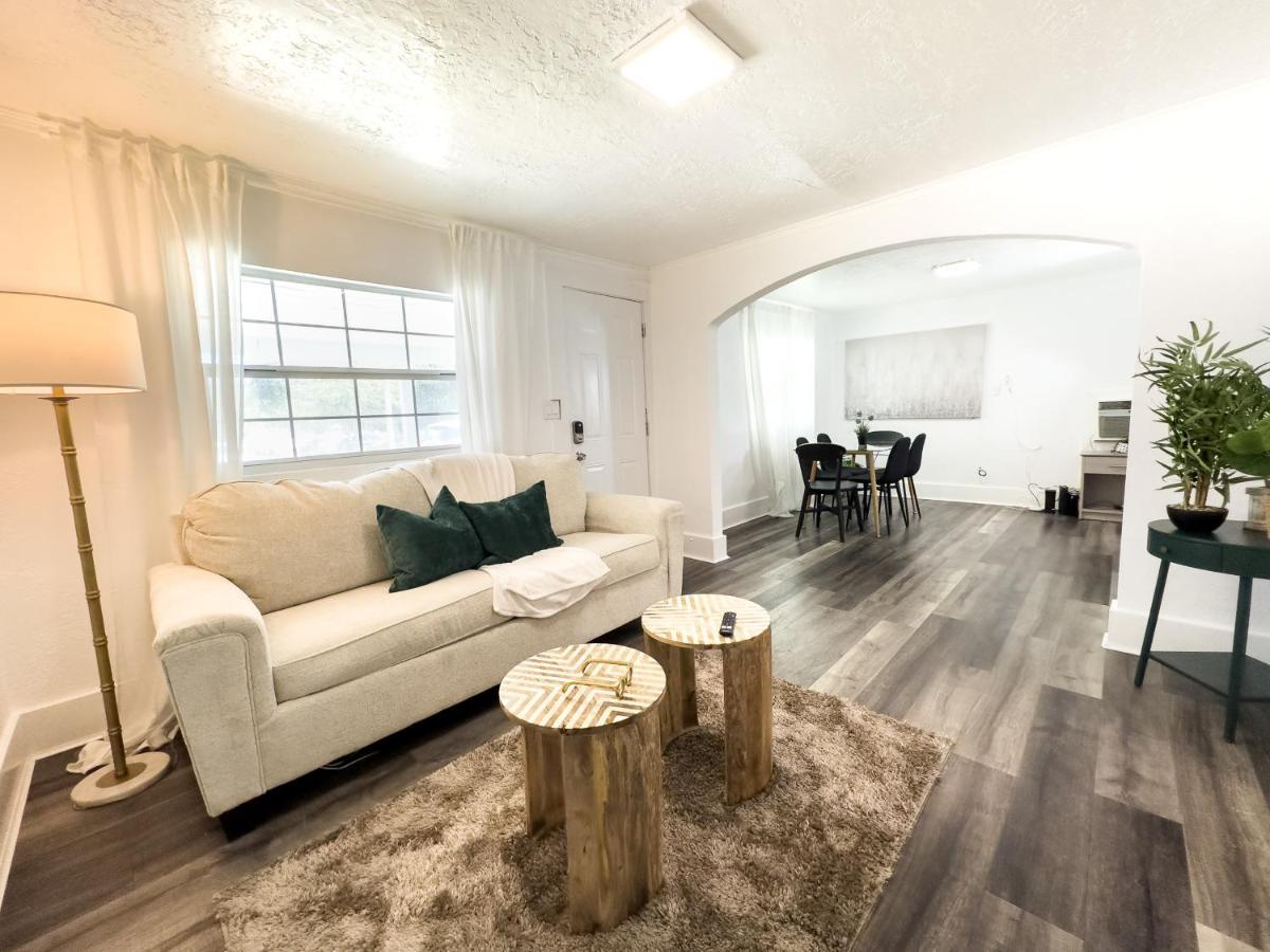 Villa 2B1B Stylish Little House W Shared Pool 511 Clearwater Esterno foto