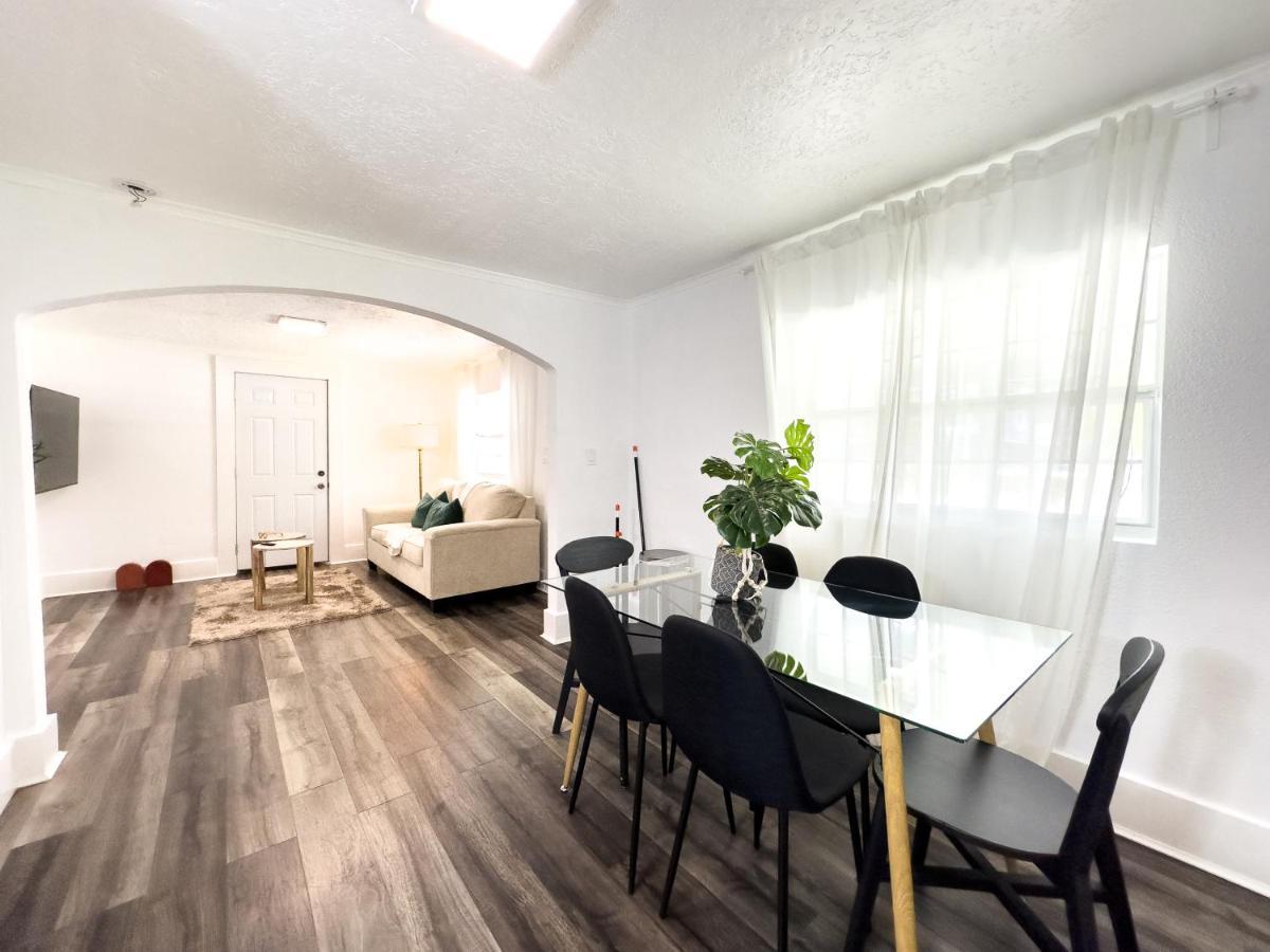 Villa 2B1B Stylish Little House W Shared Pool 511 Clearwater Esterno foto