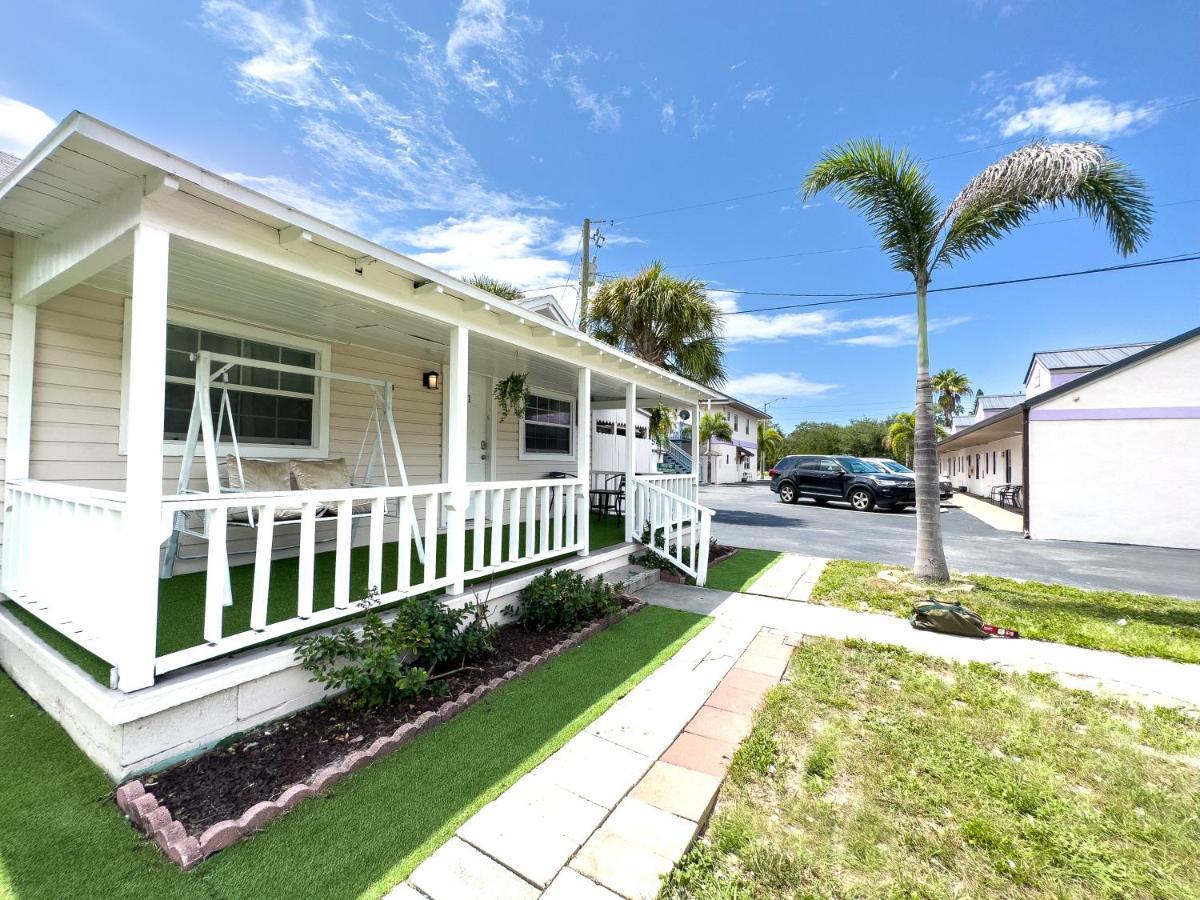 Villa 2B1B Stylish Little House W Shared Pool 511 Clearwater Esterno foto