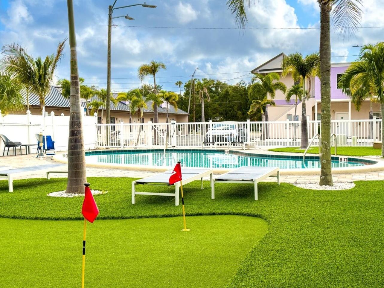 Villa 2B1B Stylish Little House W Shared Pool 511 Clearwater Esterno foto