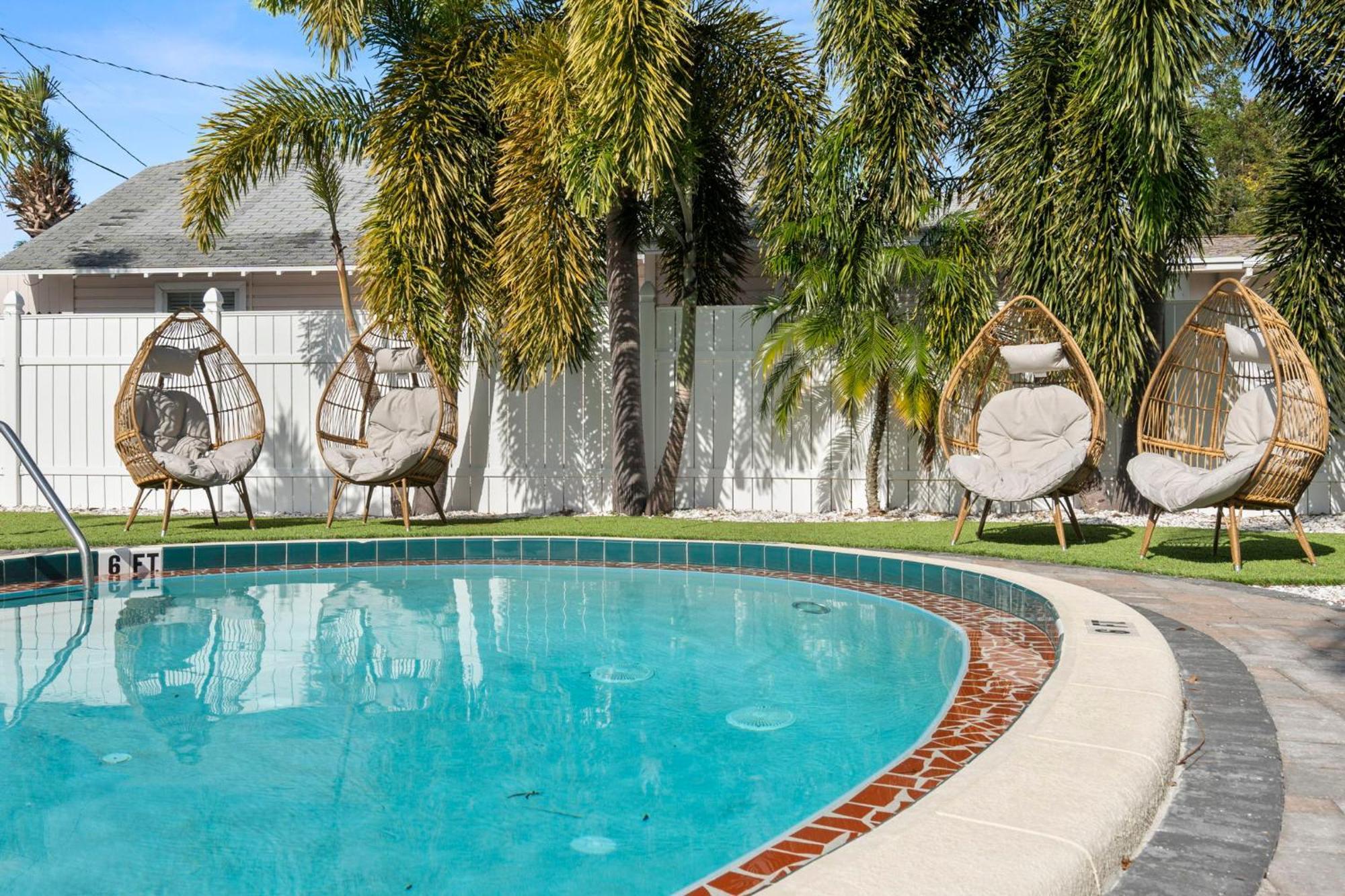 Villa 2B1B Stylish Little House W Shared Pool 511 Clearwater Esterno foto